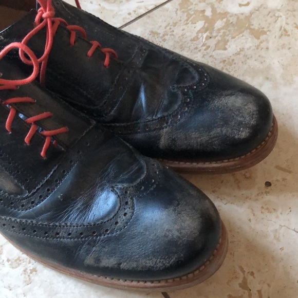 BED STU Handcrafted bench made Cobbler Series genuine leather shoes. - Picture 2 of 8